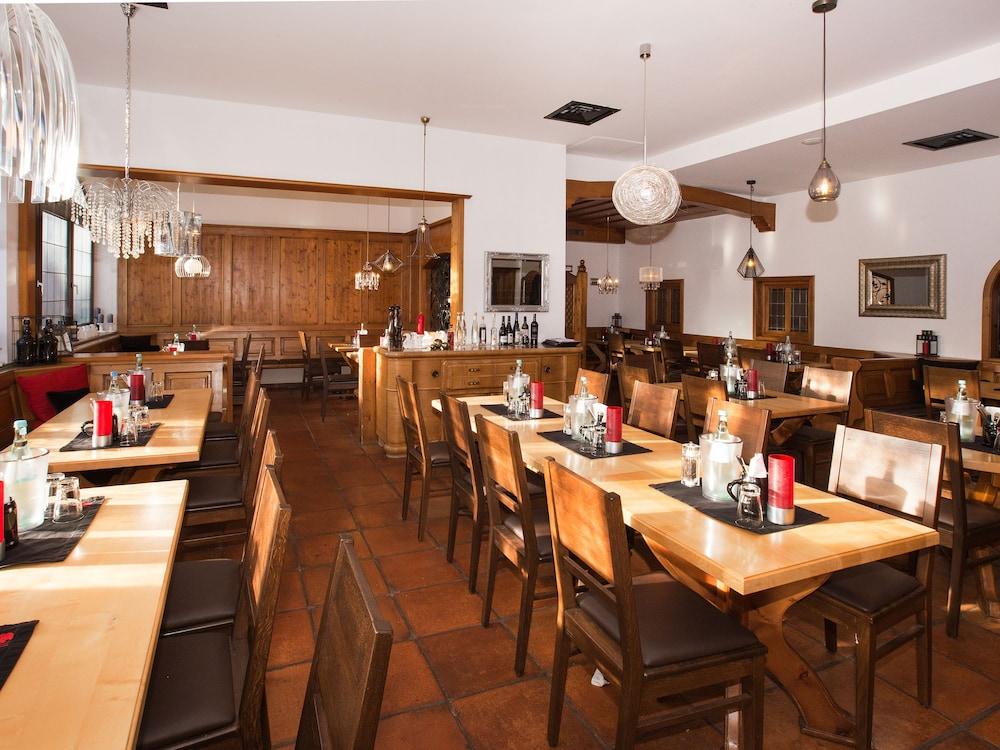 Dormero Hotel Muenchen-Kirchheim Messe Kirchheim bei Muenchen Dış mekan fotoğraf